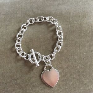 Oval link bracelet